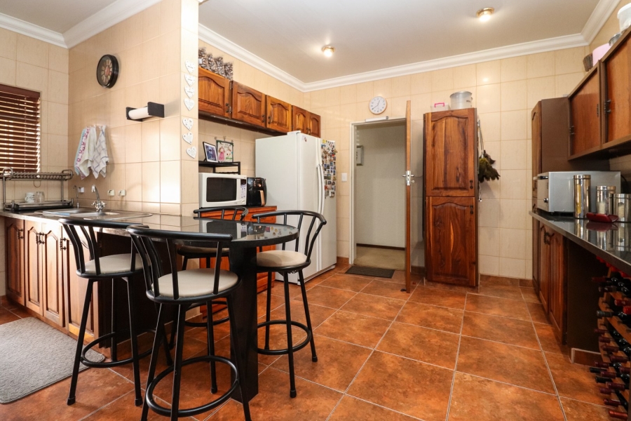 3 Bedroom Property for Sale in Flamwood North West